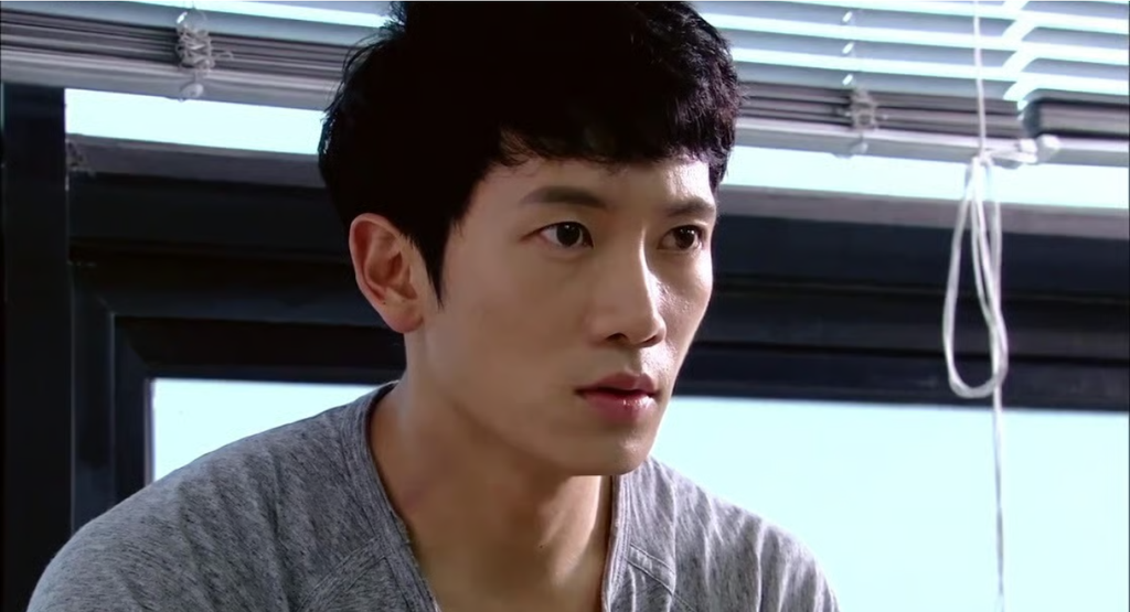 Ji Sung as Jo Min-hyuk looking concerned in a scene from Secret Love (2013).